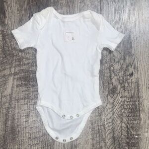 Burt’s Bees Baby 0-3 M Onesie